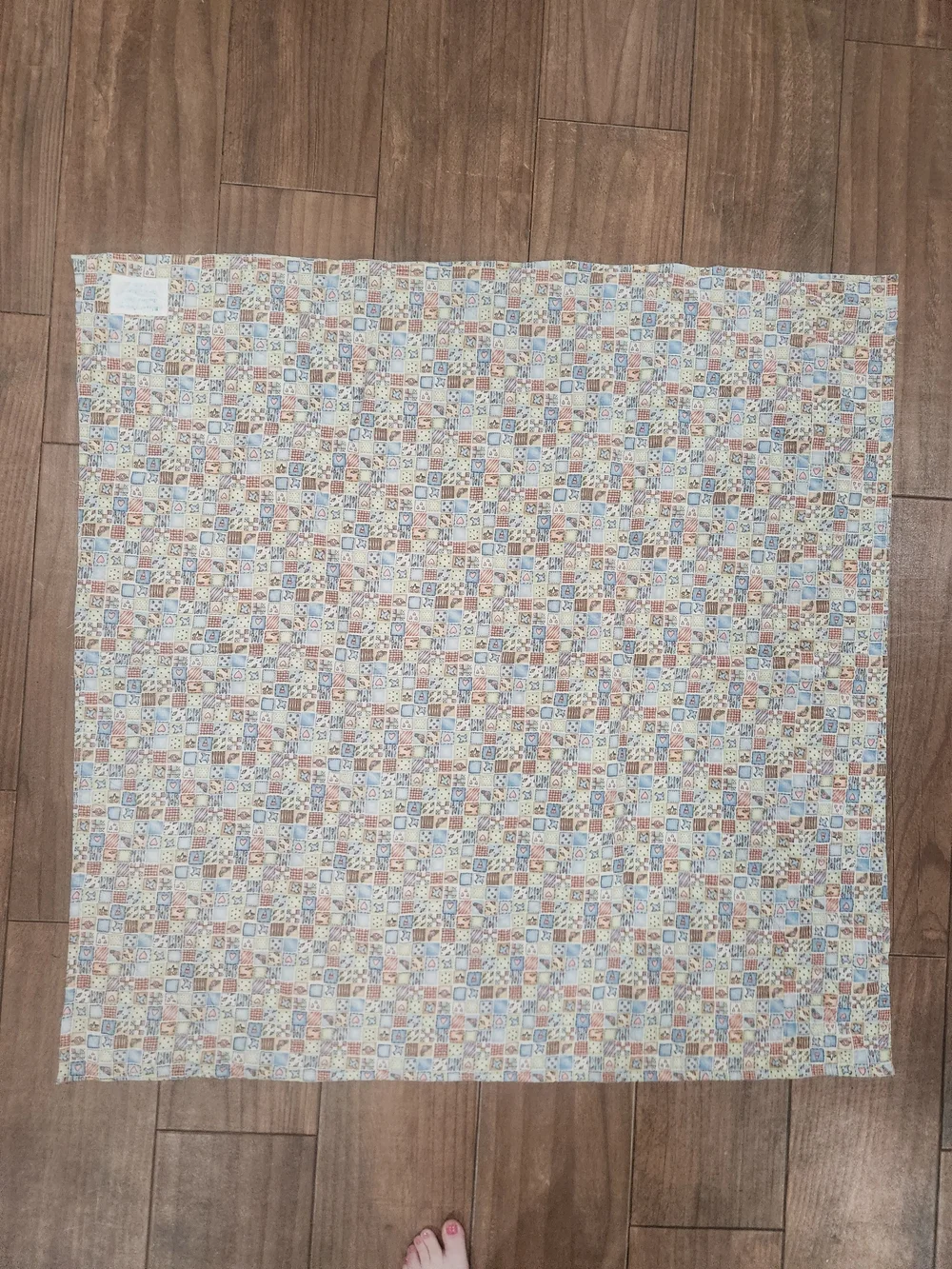 handmade baby quilt pinwheel pattern Pink White Patchwork 42x42.5